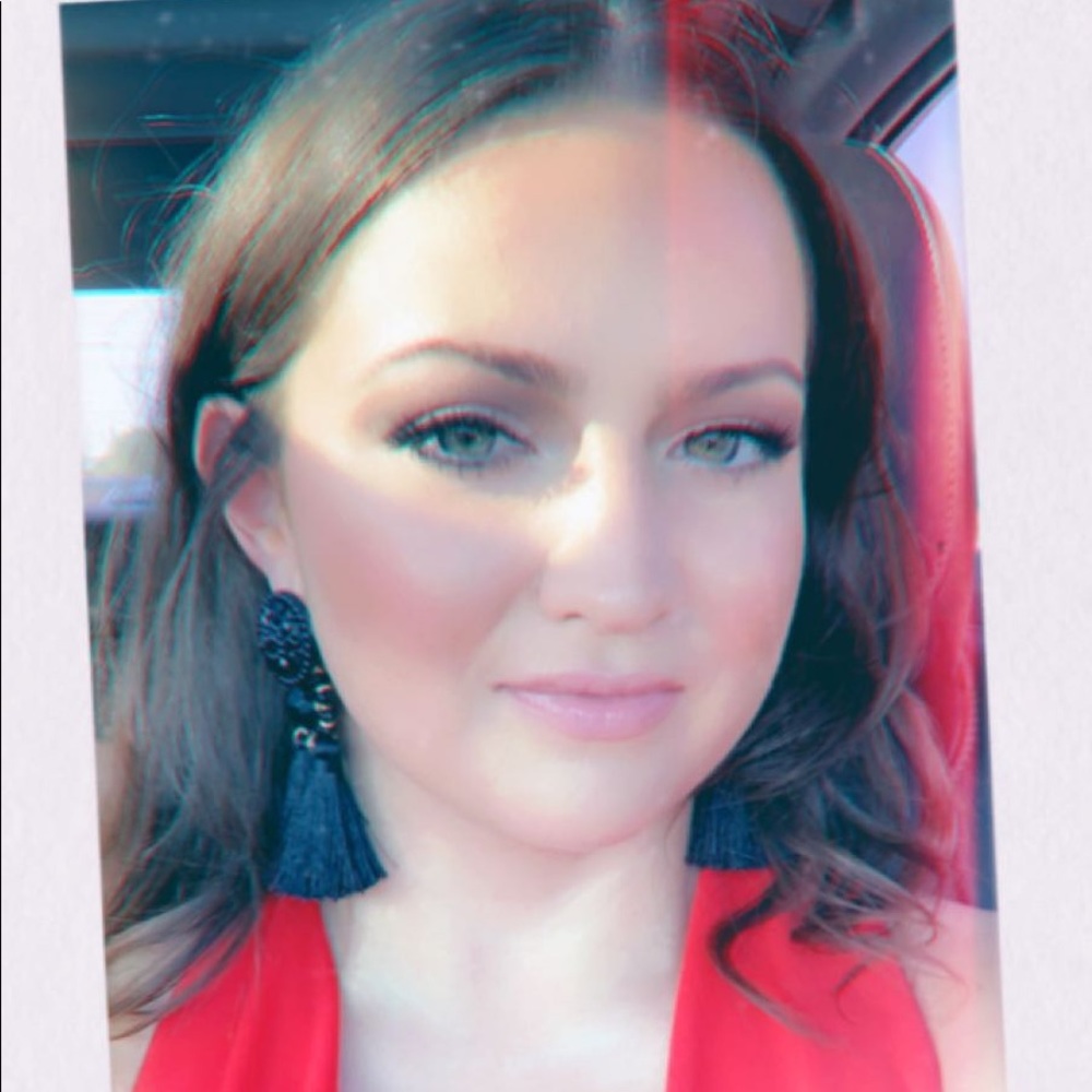 Meet your Posher, Gabrielle